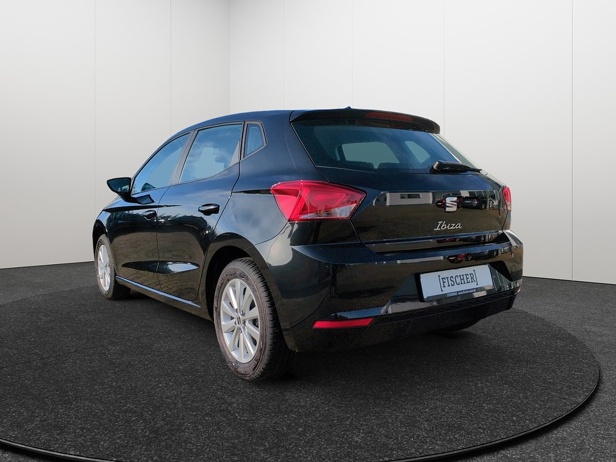 Seat Ibiza schräg hinten
