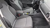 Audi Q2 Innenraum mit Vordersitzen und Mittelkonsole