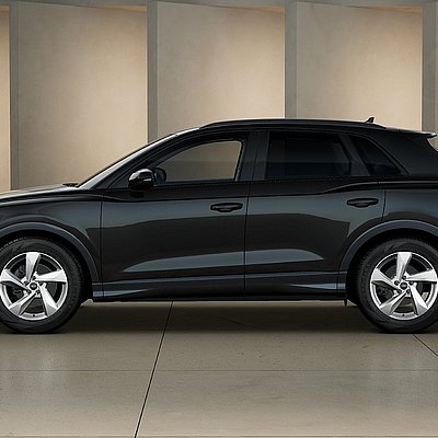 Audi Q3 in Schwarz in der Seitenansicht