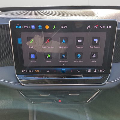 VW Passat Display