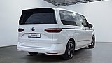 Multivan Hybrid Energy weiß schräg von hinten
