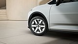 Audi A2 e-tron weiss 125 kw Nahaufnahme Rad Felge vorn links Audi A2 e-tron weiss 125 kw Nahaufnahme Rad Felge vorn links