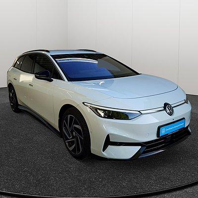 VW ID.7 Tourer schräg Vorderansicht