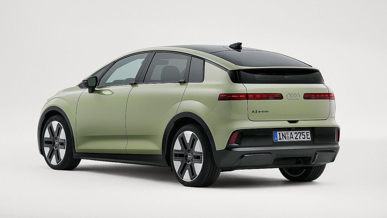 Audi A2 e-tron pistaziengrün Heckansicht schräg links