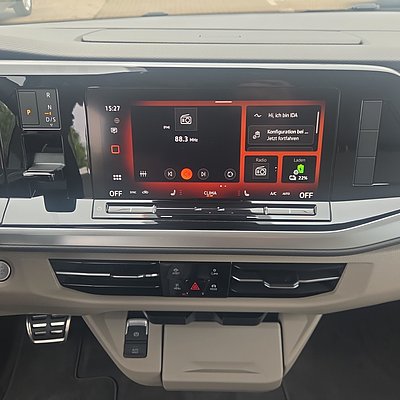 Multivan Hybrid Energy grau Display