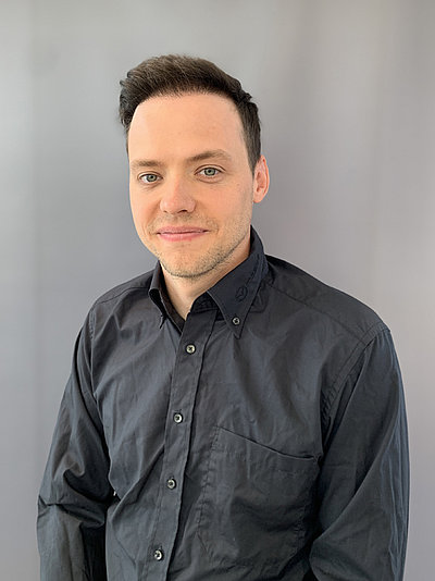 Daniel Schneider Daniel Schneider