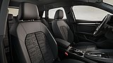 Audi A3 Sportback e-hybrid 150 kW schwarz Innenraum vorn Fahrer- und Beifahrersitz