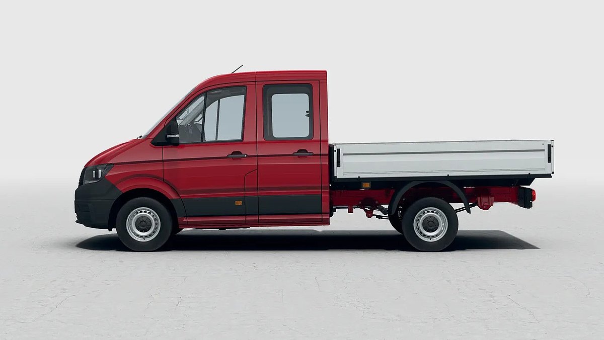 Roter Volkswagen Crafter Pritsche in der Seitenansicht