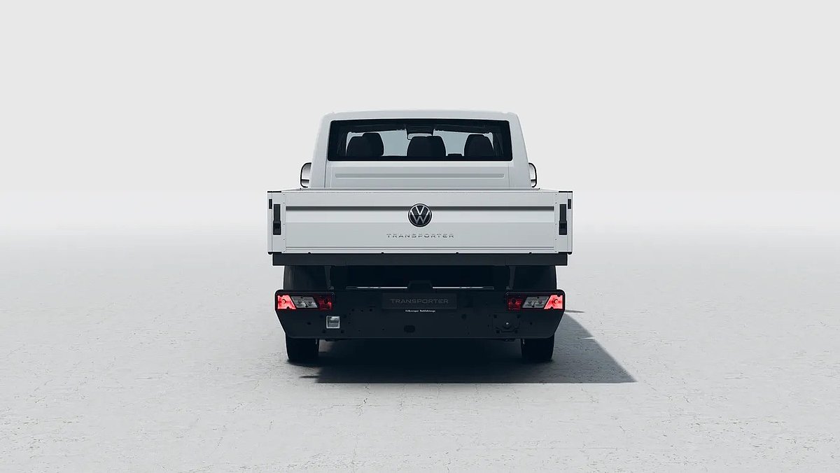 Volkswagen Transporter Pritsche in der Heckansicht