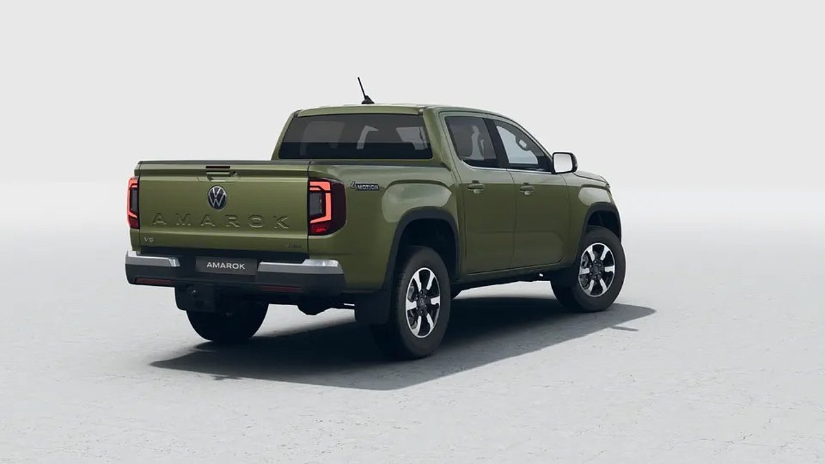 VW Amarok Schräg von hinten