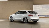 Audi A3 Sportback weiß 110 kw TFSI Heckansicht schräg rechts