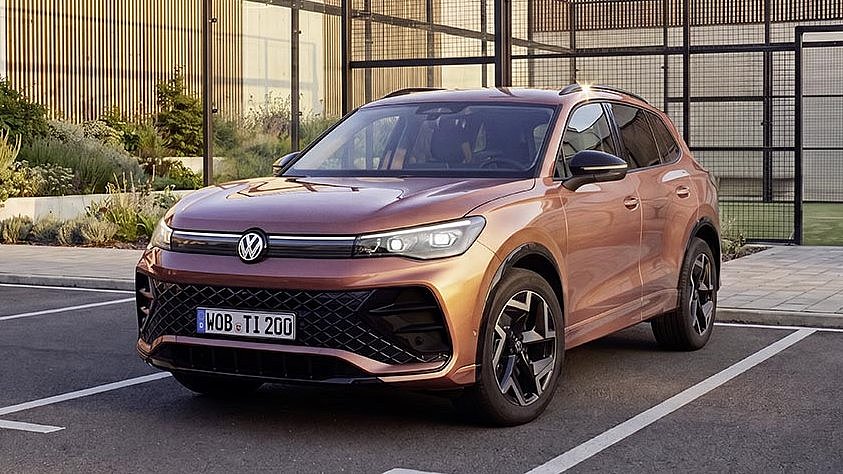 VW Tiguan Edition 20 Vorderansicht schräg