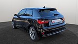 Schwarzer Audi A1 Sportback in Heck-Seitenansicht