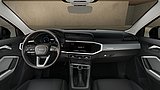 Audi Q3 Cockpit mit Automatikgetriebe im Innenraum