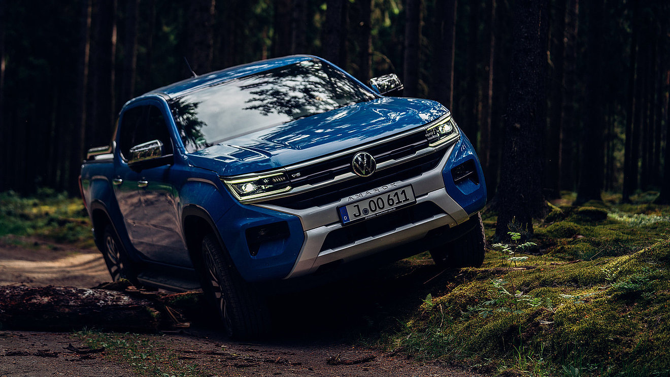 VW Amarok schräge Vorderansicht