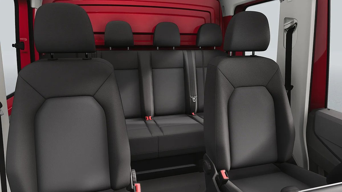 Innenraum der Volkswagen Crafter Pritsche mit Doppelkabine